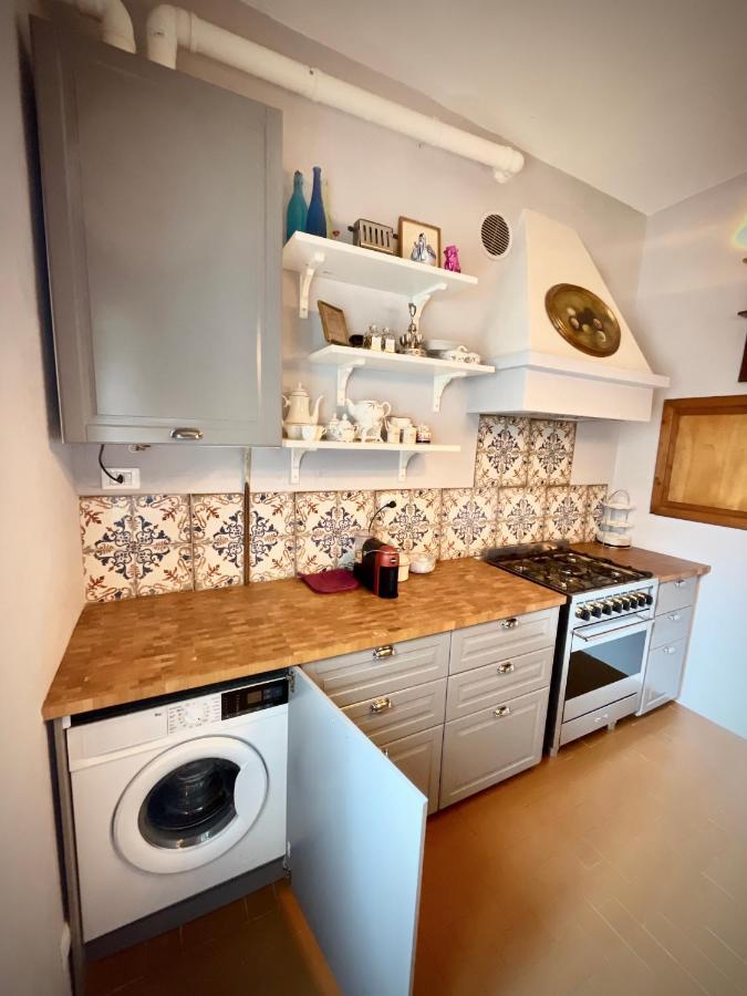 Luxury Apartment Angelio Barga Dış mekan fotoğraf