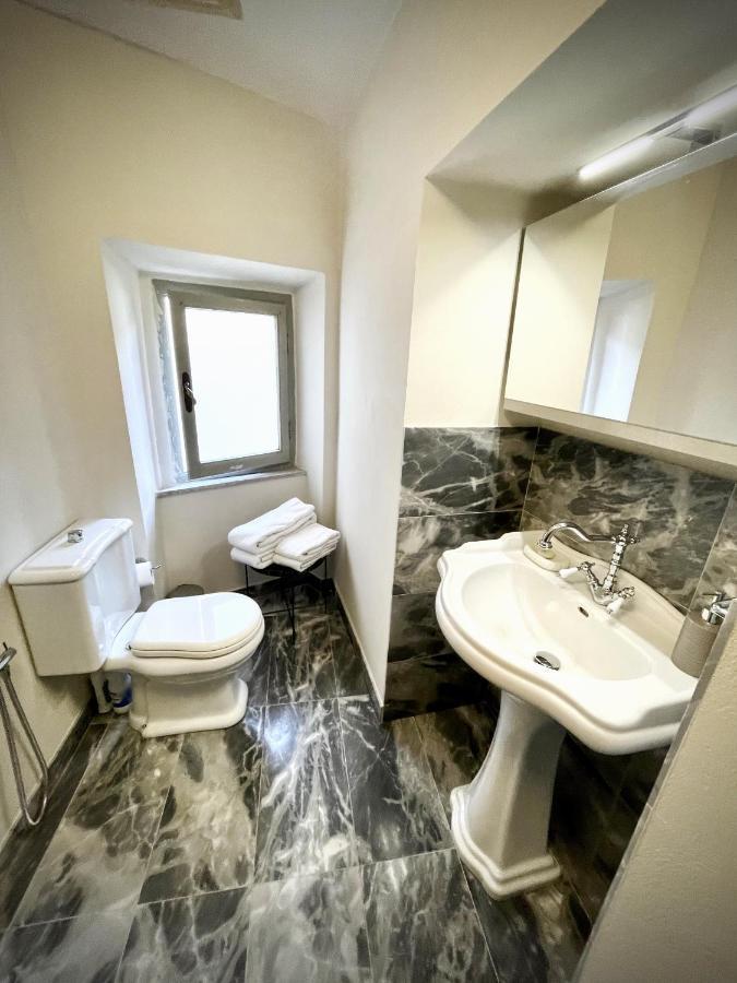 Luxury Apartment Angelio Barga Dış mekan fotoğraf