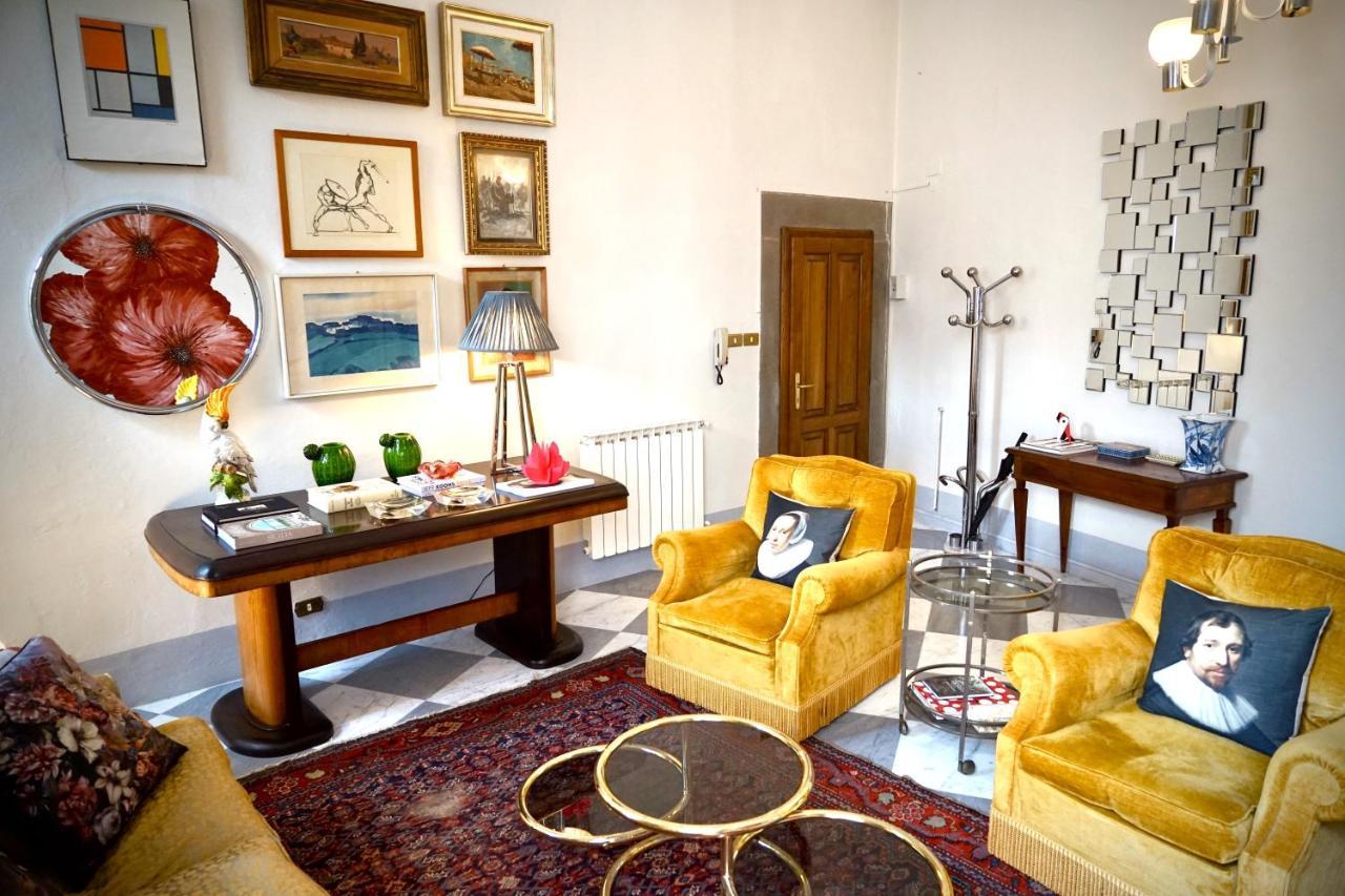Luxury Apartment Angelio Barga Dış mekan fotoğraf