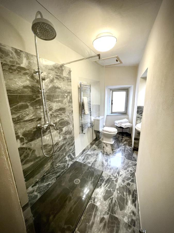 Luxury Apartment Angelio Barga Dış mekan fotoğraf