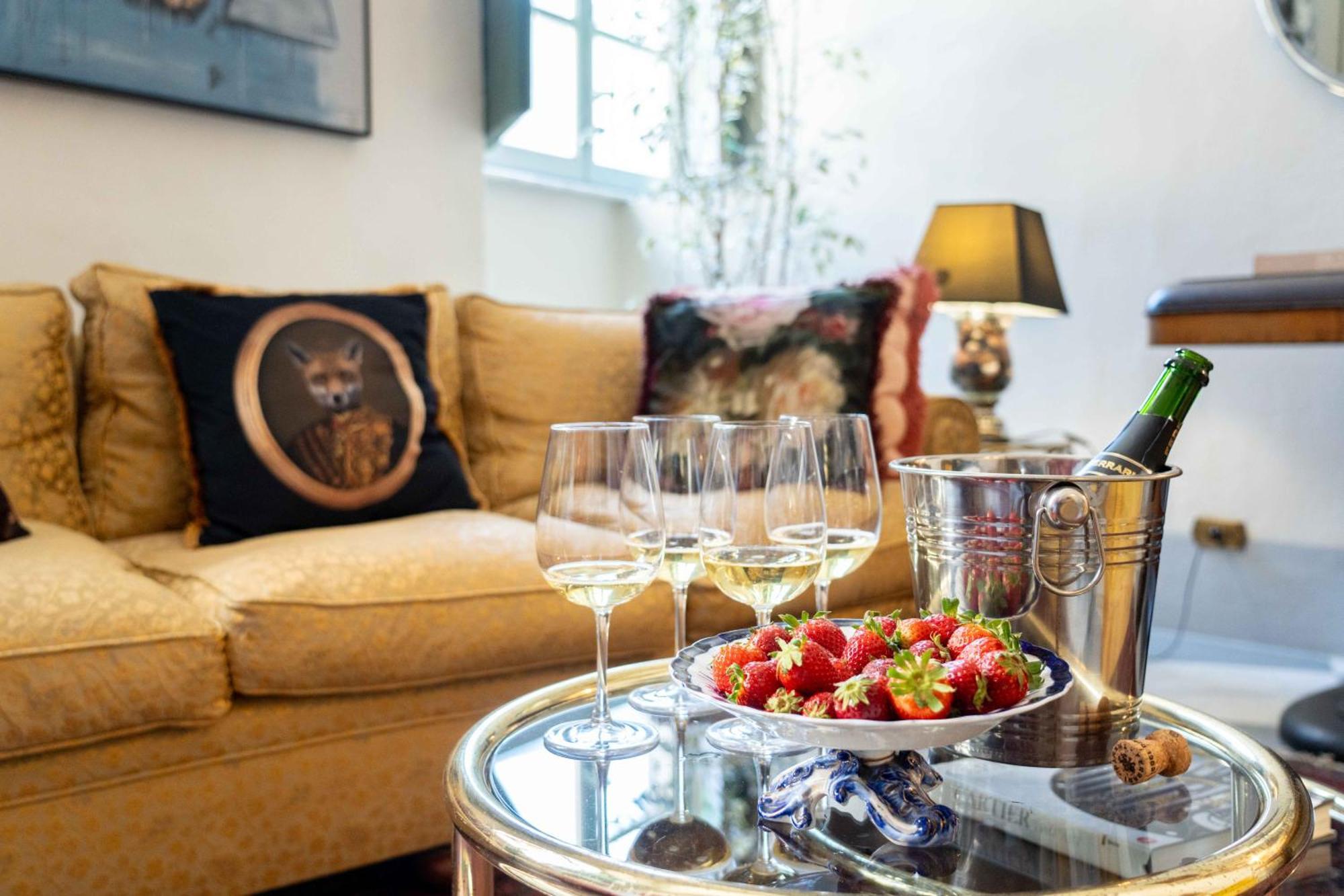 Luxury Apartment Angelio Barga Dış mekan fotoğraf
